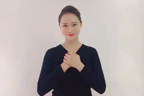 秀靓丽生活展巾帼风貌中铁二局女职工抗疫抖音作品展之最美加油者
