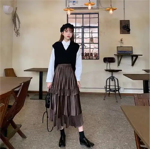 可甜可盐的长款百褶裙穿搭,温柔甜美酷帅个性皆可驾驭
