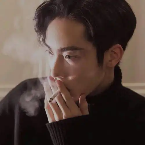 头像朋友圈日常文案
