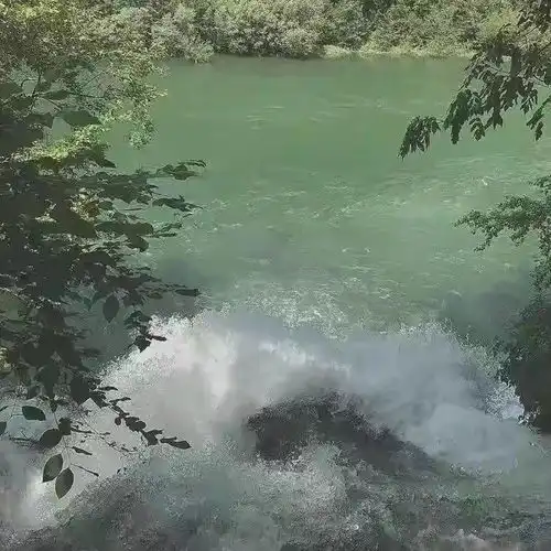 微信背景图只是听到怦然心动了
