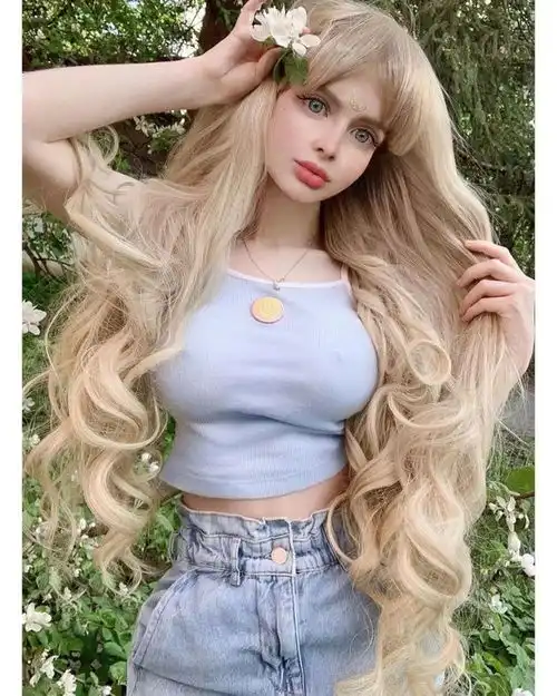 细思恐极的真人芭比娃娃
