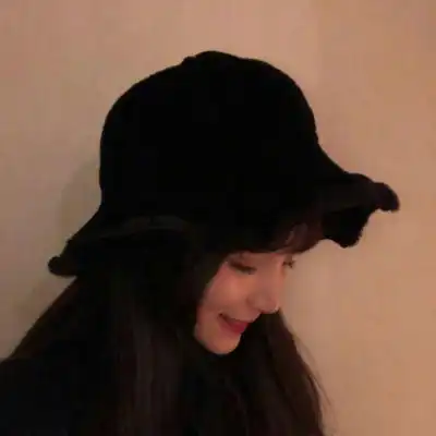 高冷气质美女头像黑色系女生头像
