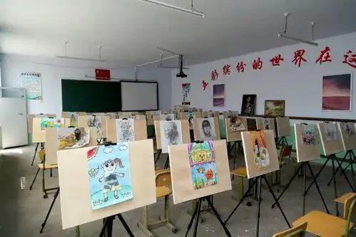 趣味定向挑战赛进校园,与困境少年儿童拉勾勾儿
