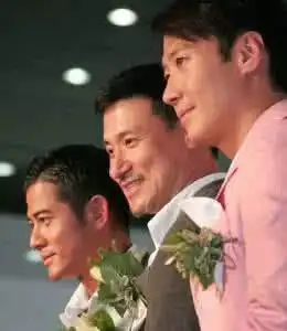 华仔到底是刘德华还是霍建华滑仔只专属于范明
