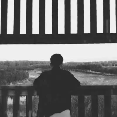 头像耐心点再多等一下还有更失望的在等着你
