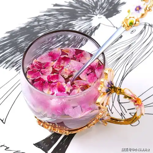 女性过了30岁,常喝3种食物泡水,祛斑养颜,延缓衰老,好处多多
