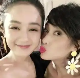 朱茵说赵丽颖扮猪吃老虎,两代仙子关系究竟如何
