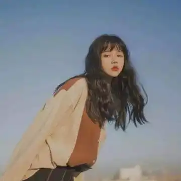 真人版两张一人一张可爱闺蜜头像
