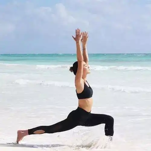 10分钟睡前瑜伽,让你一觉醒来变更美
