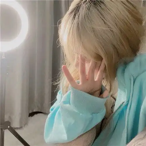 十几岁专用的女生头像哦
