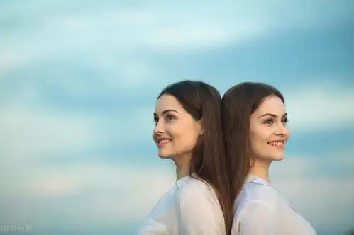 幽默笑话老婆闺蜜是个单身狗,经常到我家来打扰我们的二人世界
