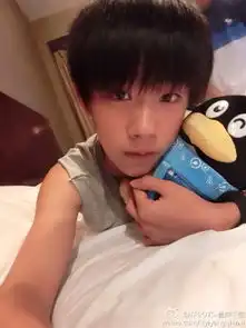 易烊千玺的二十取名由来终于公布啦竟然和王源有关
