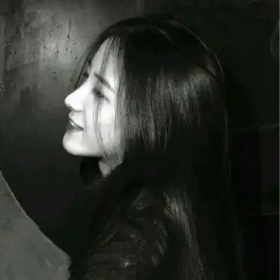 女生头像黑白高冷霸气超拽孤独女生头像
