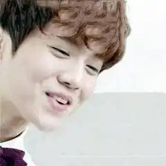 鹿晗和吴世勋的闺密头像百度图片搜索
