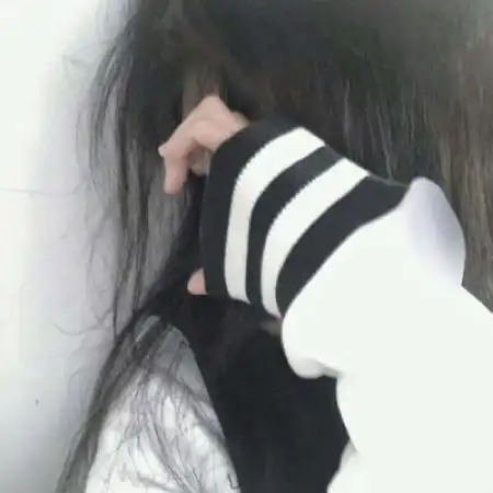 好看头像真人女生化妆后的标准美女
