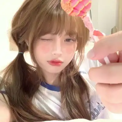 纯欲风女头我的每只笔都知女生头像我要个性网
