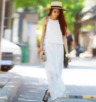 张智霖表姐生日巨星云集刘嘉玲穿珍珠衣送香吻,窦靖童纹身吸睛
