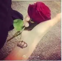 哈哈,有美图秀秀真好,谁发明的呢我谢你全家
