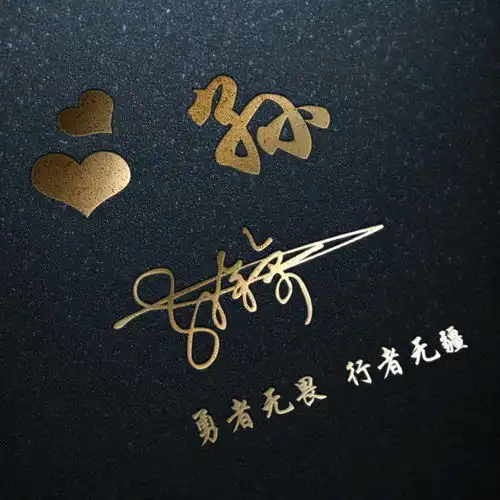 30岁干净有品味的微信头像,最新3d高端商务签名头像,快换上吧
