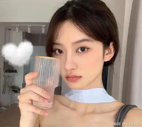 希望你主动的女生,才会有这些表现
