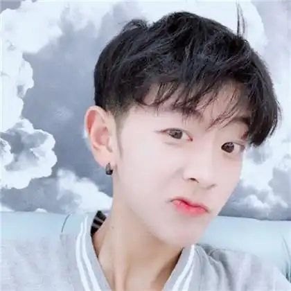 清新帅气男头像真人,哥的气质你学不会是天生的
