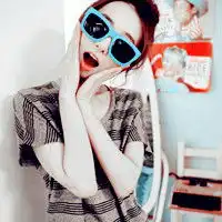 qq空间6.090后美眉各种美图大图模块装扮
