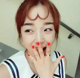 组图韩国女生晒爱心刘海模仿动漫人物
