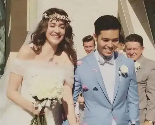 她曾是乌克兰美女冠军,二婚嫁中国小伙,七年生俩身材依旧火辣

