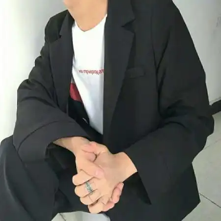 qq头像非主流男生,时光留不住帅气的脸庞
