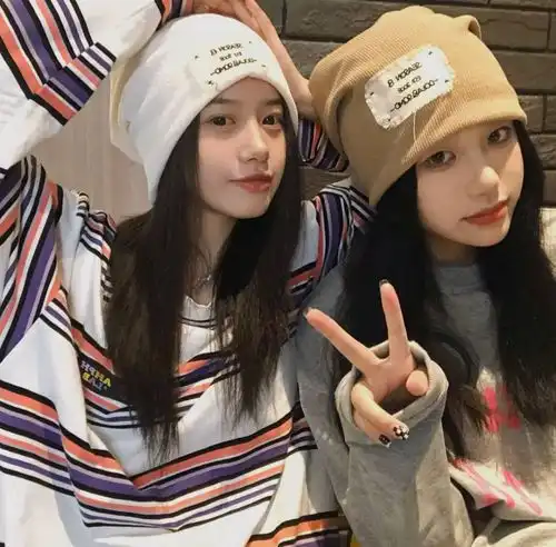 ins酷酷闺蜜头像
