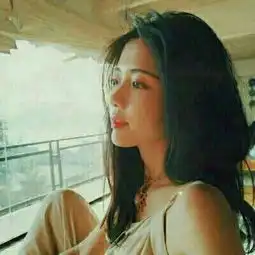 女生伤感高冷头像,痛可以忘而伤却不能忘却
