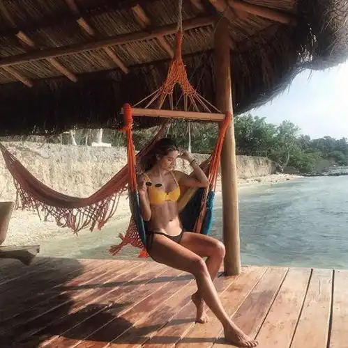 组图会支持到底哥伦比亚女主播晒穿球衣自拍
