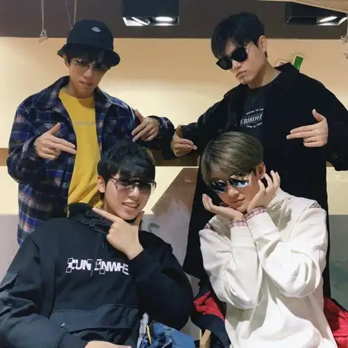 为什么b站游戏区up主都有很多女友粉例如花少北某幻中国boy
