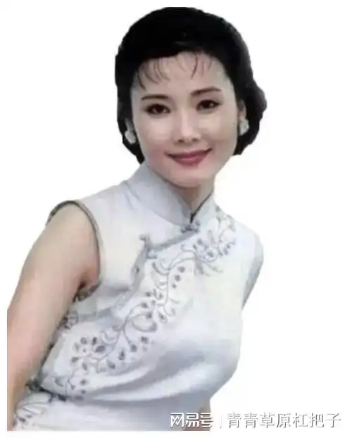 她被张艺谋看中,被称为姨太太专业户,美得风情万种却很专一
