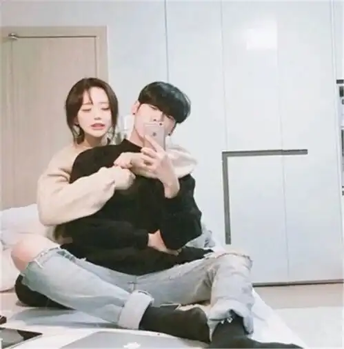 情侣照姿势大全,麻烦男朋友们学一学
