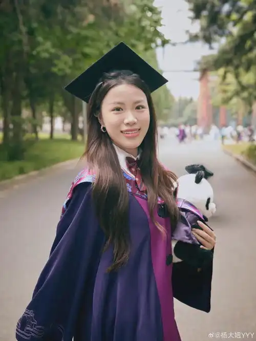 浙江奥运冠军杨倩,从清华毕业学校透露毕业去向......
