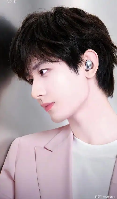 成毅拍戏的神奇技能,身体皆为戏而生,他就是天生的演员吧
