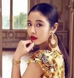 女明星低马尾造型,杨幂杨颖赵丽颖热巴林心如,谁最适合马尾造型
