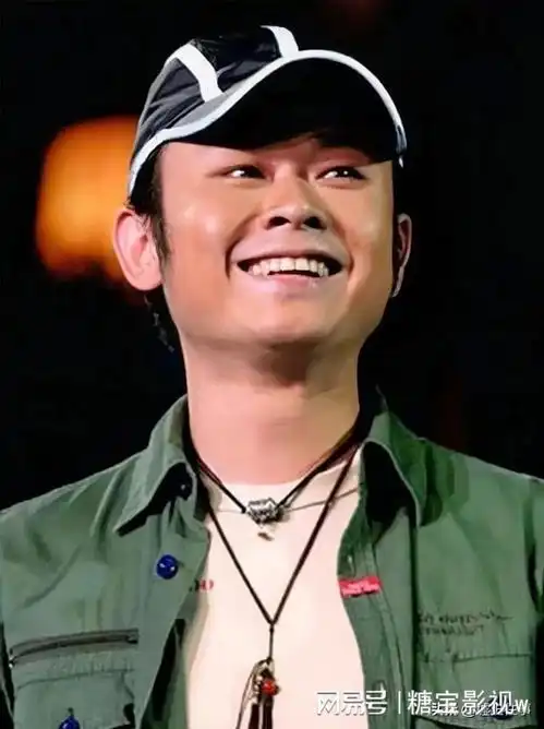 三十几年前,杨娜舍家逐富,如今刀郎的报复手段真男人
