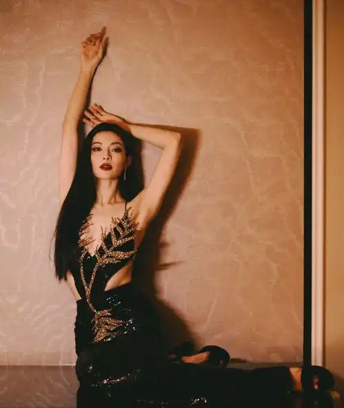 pb钟楚曦暗黑女妖来袭被她的魅力吞噬了吗
