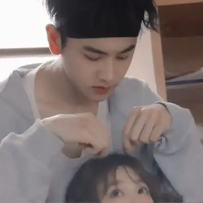 2022情人节专属的甜蜜的情侣头像每天开心睡个好觉不能多愁善感
