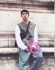 井柏然倪妮疑似分手换掉情侣头像活动无交流
