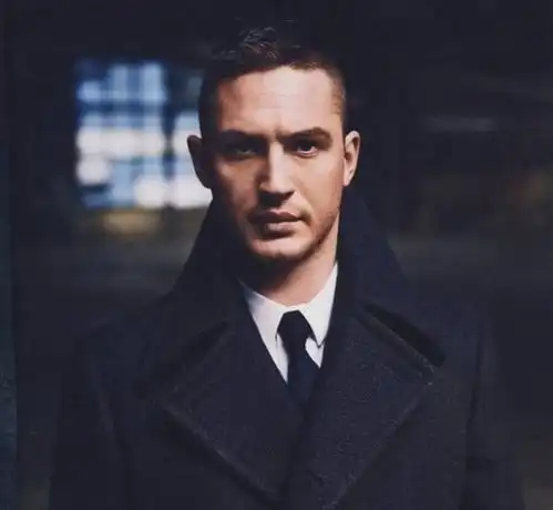 007系列将再次更换演员,第七任邦德看上去更硬更强更猛
