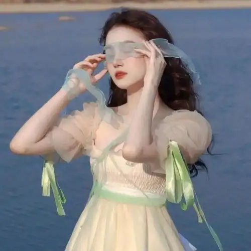 头像听说你的笑很治愈
