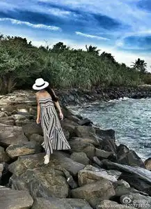 50岁奶奶身材喷血似少女
