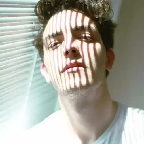 其实懂得与陪伴比我们口中说的爱更为重要
