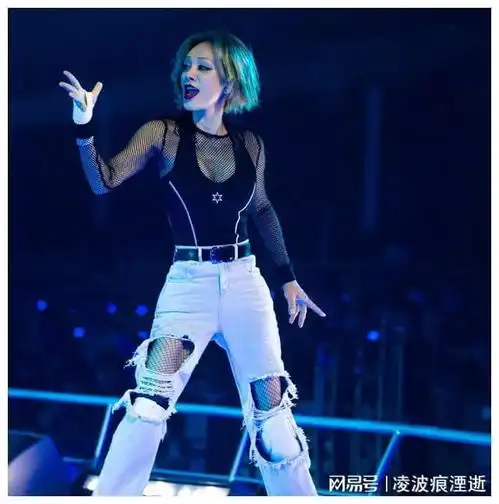 浪姐3初舞台争议不断,吴莫愁第五,王心凌第七,第一名遭群嘲
