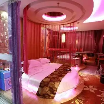 艾美情侣主题酒店蚌埠凤阳路火车站店图片艾美情侣主题酒店蚌埠凤阳路火车站店真实图片相册
