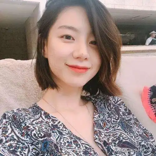 韩国票选素颜神仙女星,宋慧乔排不上前三,第一名让人无法自拔
