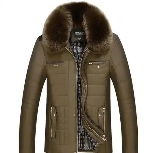 好男人过了40岁,穿这8款大牌中老年男装,大年初一拜年穿有档次
